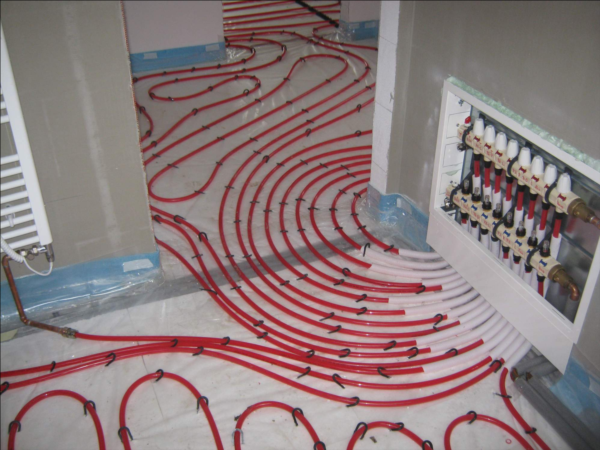 Ukázka montáže podlahového topení Universa firmou ESEL TECHNOLOGIES s.r.o.
